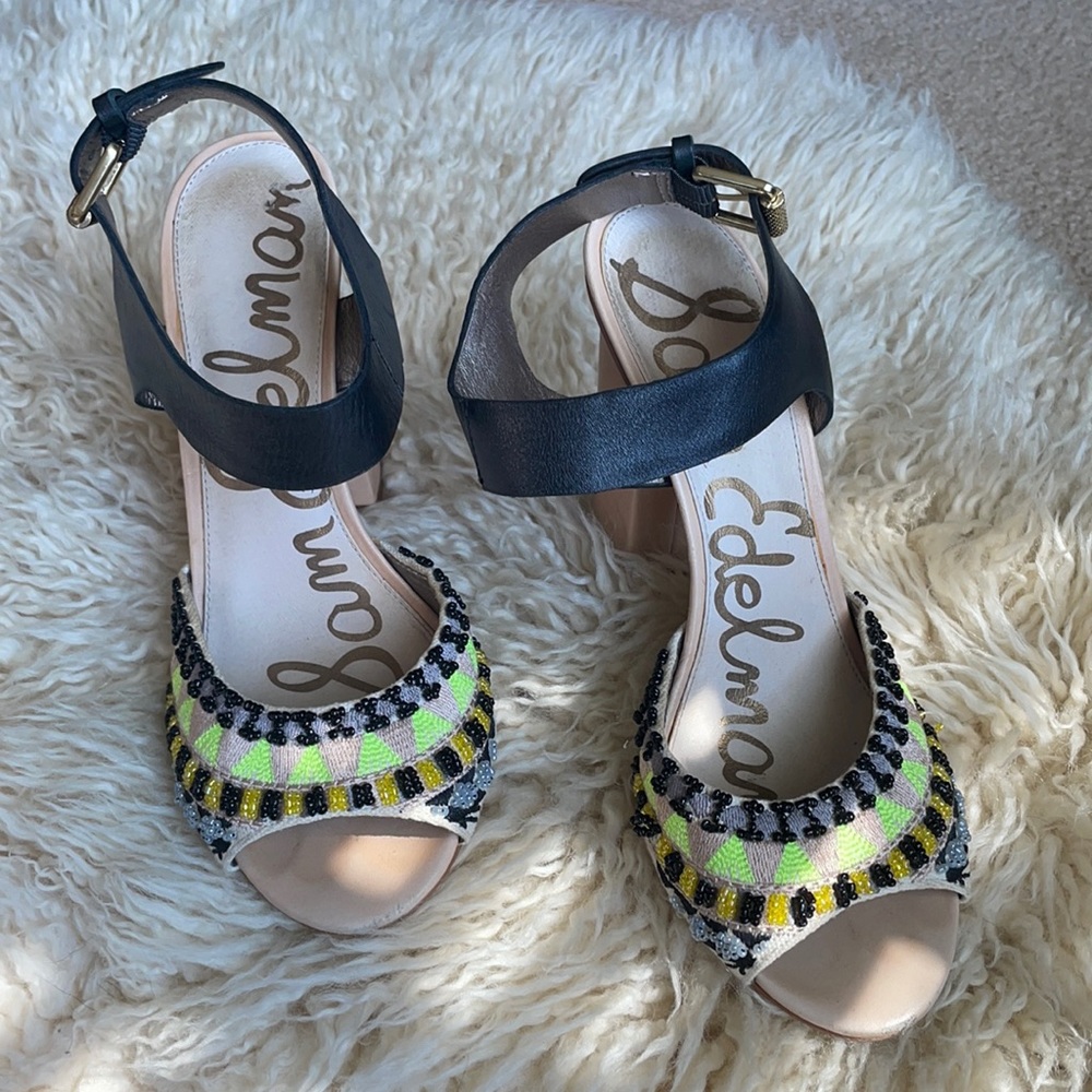 Sam Edelman women’s size 8 beige and black pumps
